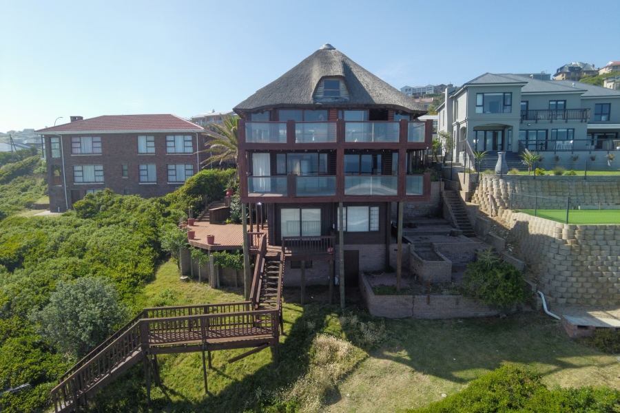 10 Bedroom Property for Sale in Dana Bay Western Cape